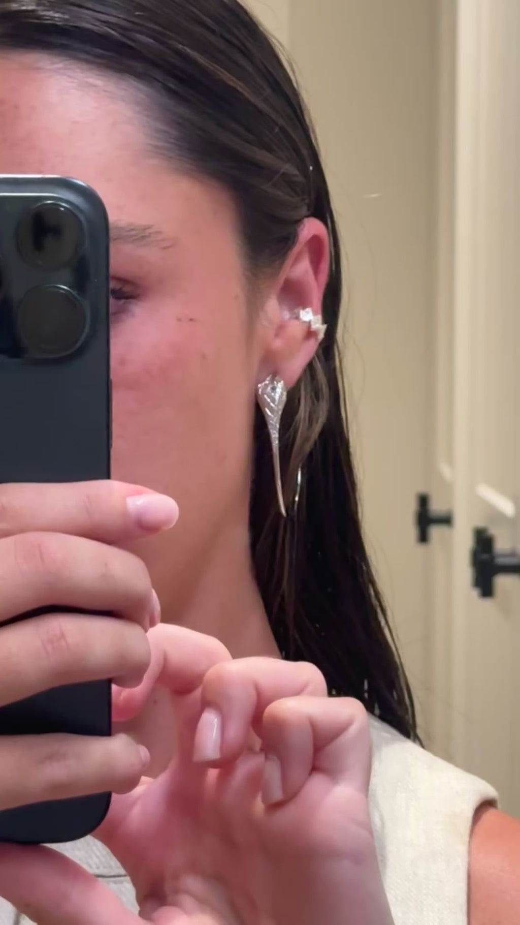 Vol V. Earcuff Celosía